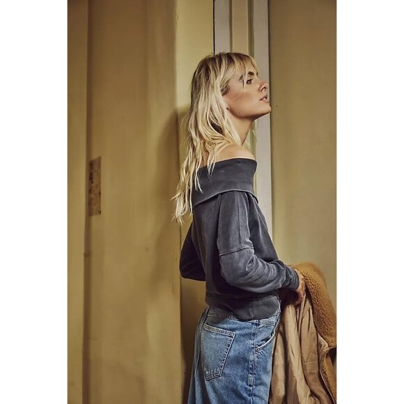 We The Free Small Not The Same Tee Off the Shoulder Grey Boho Slouchy - Picture 9 of 10